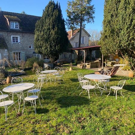 Une Vie En Rose Pressagny l'Orgueilleux ภายนอก รูปภาพ