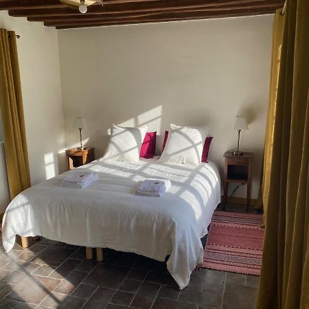 Une Vie En Rose Pressagny l'Orgueilleux ภายนอก รูปภาพ