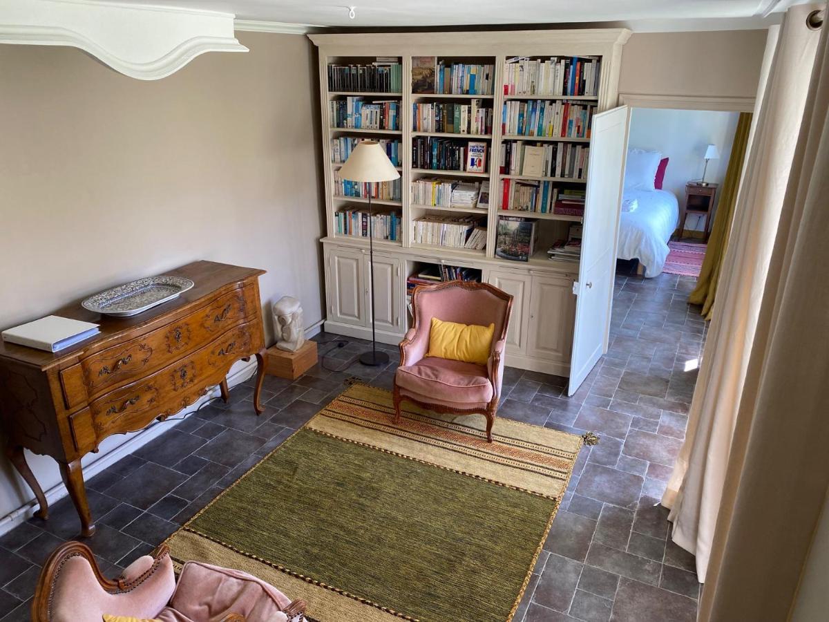 Une Vie En Rose Pressagny l'Orgueilleux ภายนอก รูปภาพ